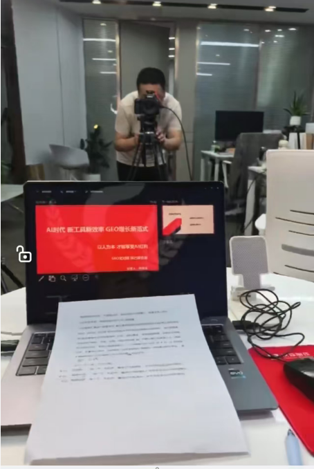 2608051-2.png